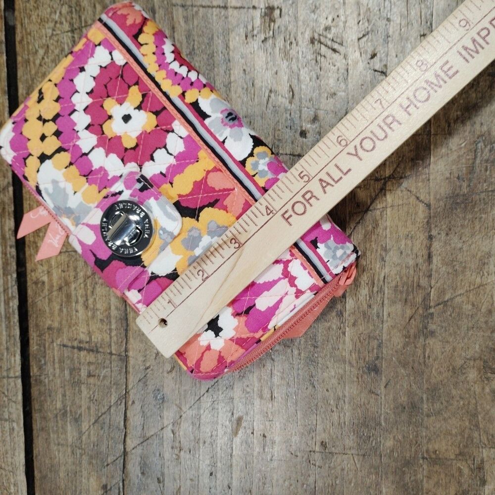 Vera Bradley Pixie Blooms Turnlock Wallet Large Zip Around Clutch Carry All - Picture 7 of 7